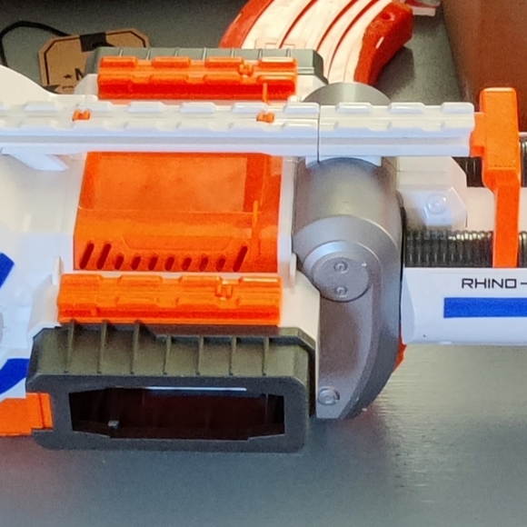 Nerf gun rhino blast - Picture 3 of 5